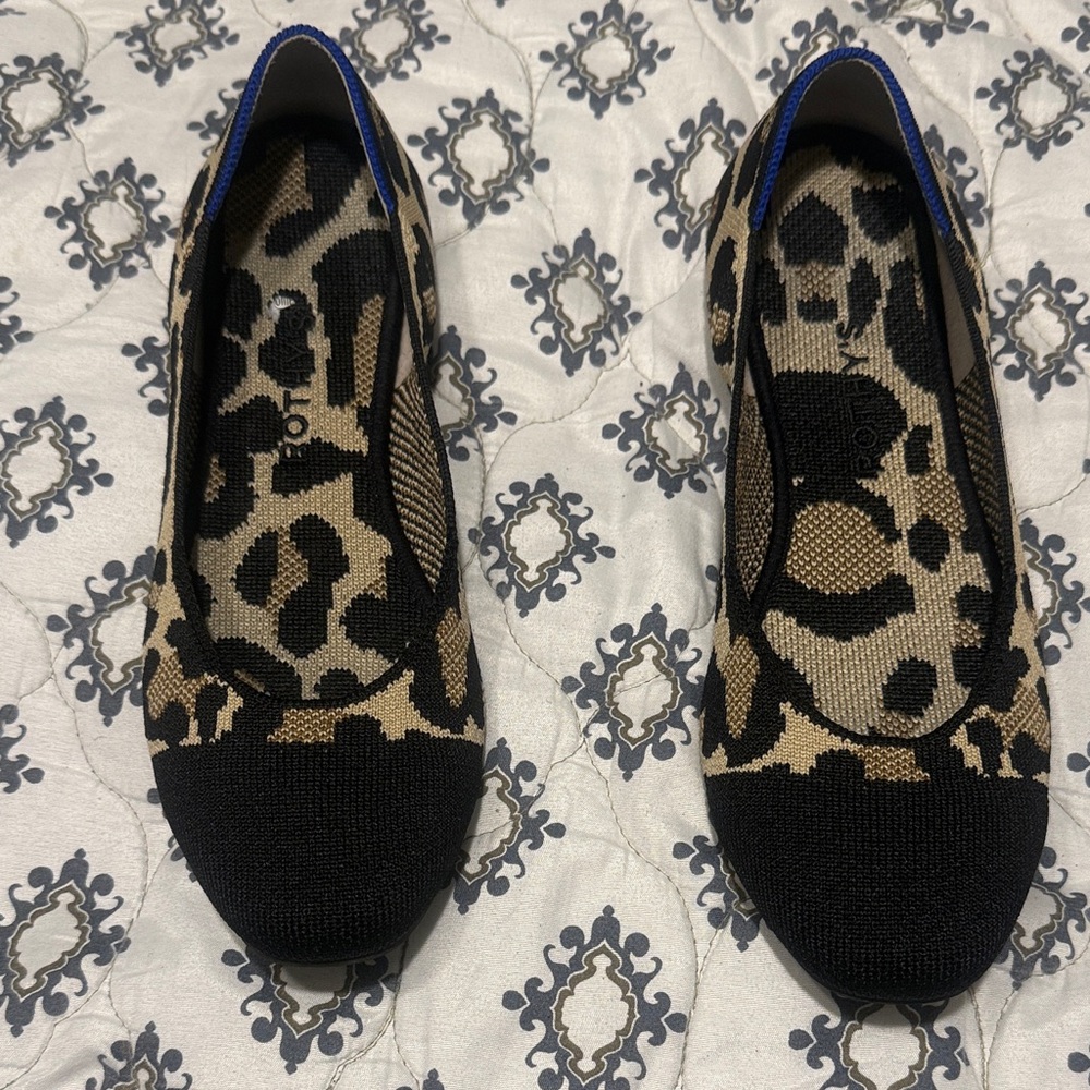 Rothy's Black and Tan Patterned Flats